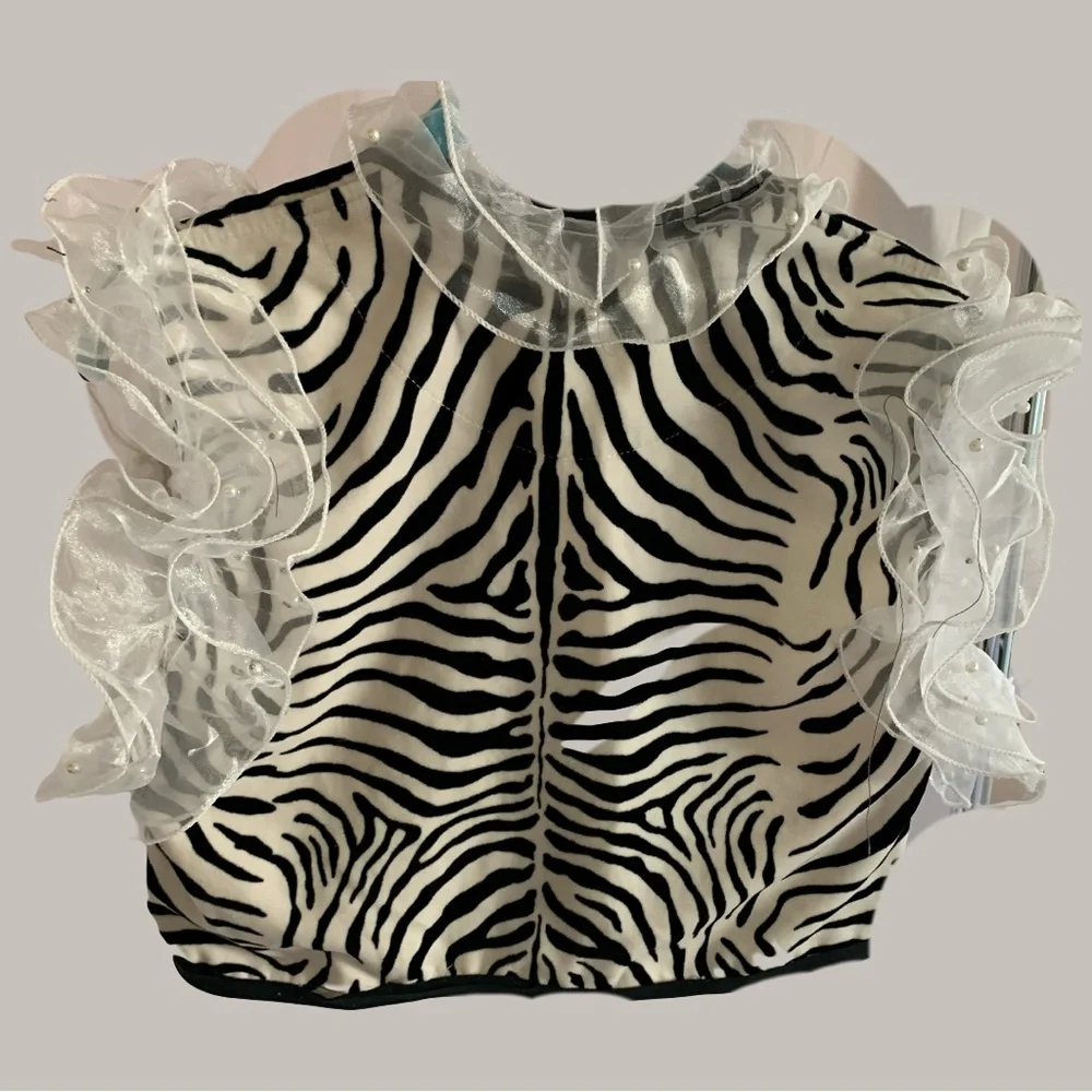 Zebra Print Ruffle Sleeve Blouse - Picture 6 of 16